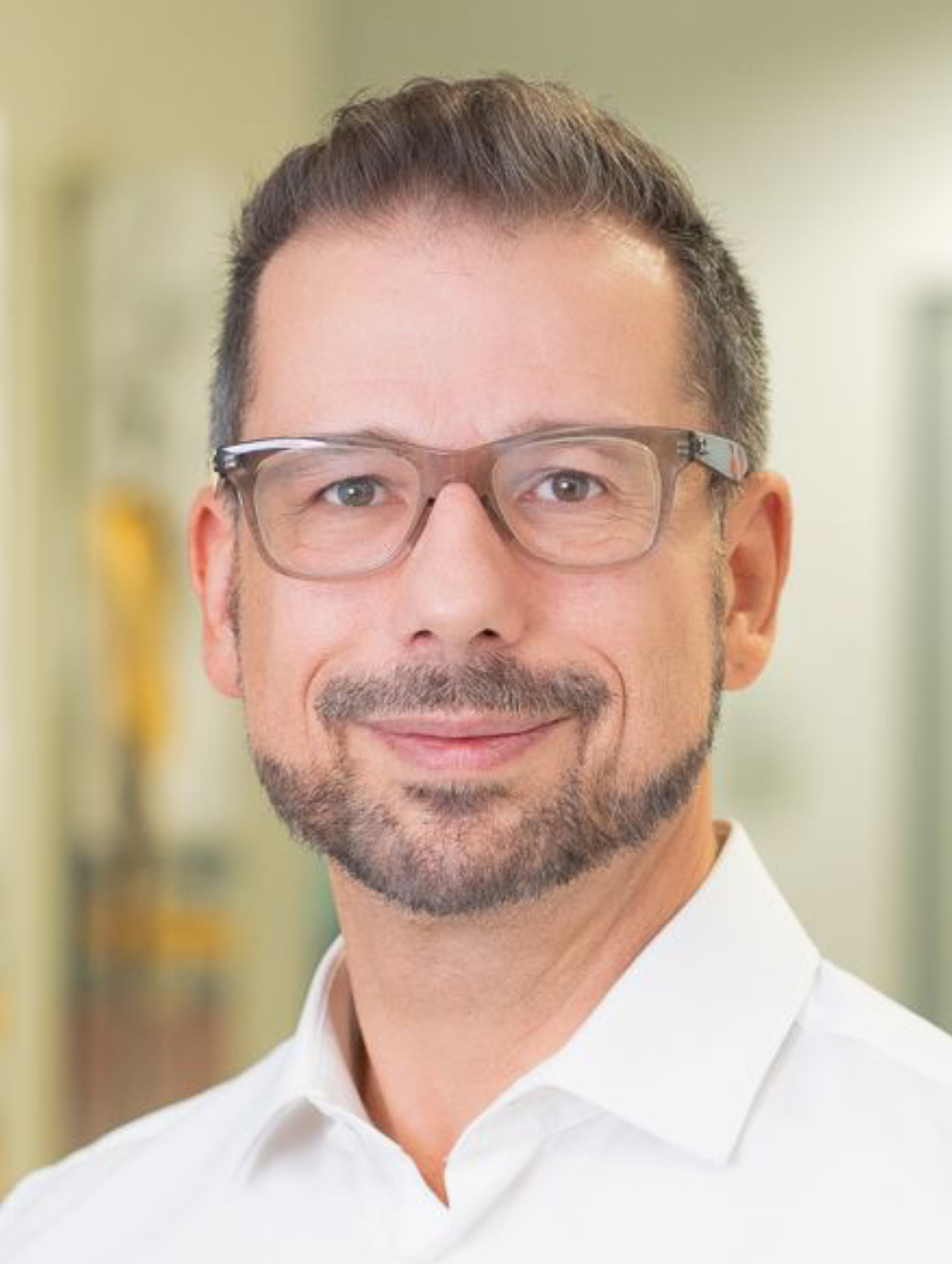 DR. MED. R. SCHMIDT
